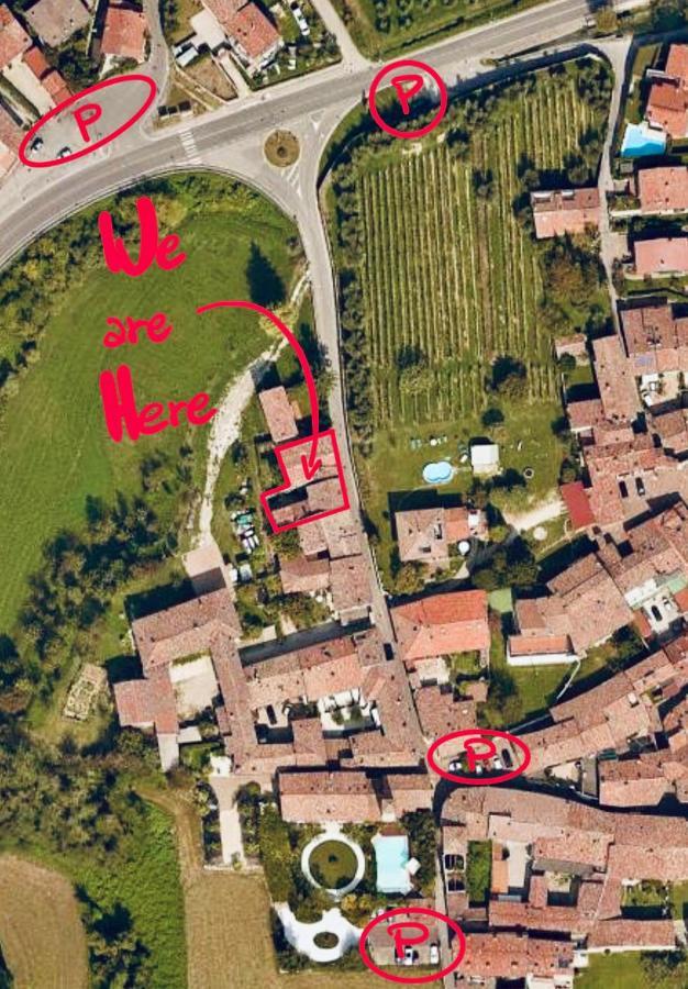 Corte Vezzola Bilocale Emma Puegnago Exterior foto